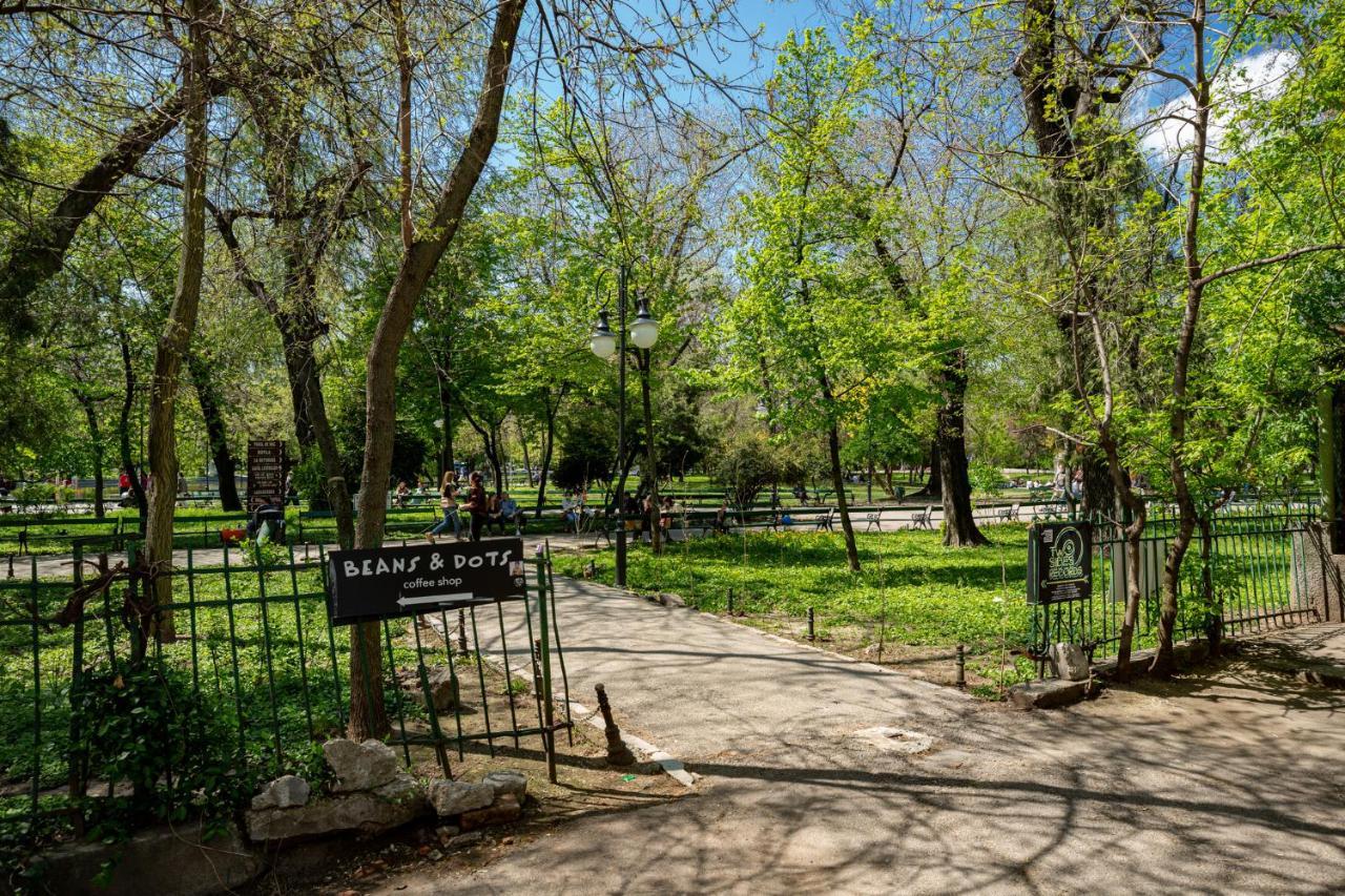 Qult - The Renaissance Affair Apartment Букурещ Екстериор снимка